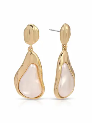 Hidden Gem Pearl Earrings from Ettika
