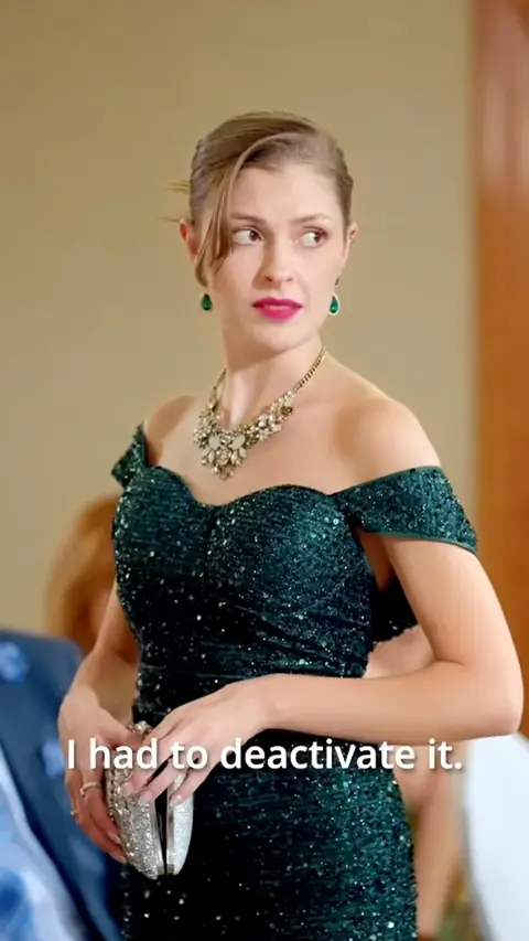 Dark green sequin off-shoulder gown with gold necklace, in You Bullied the Wrong Woman