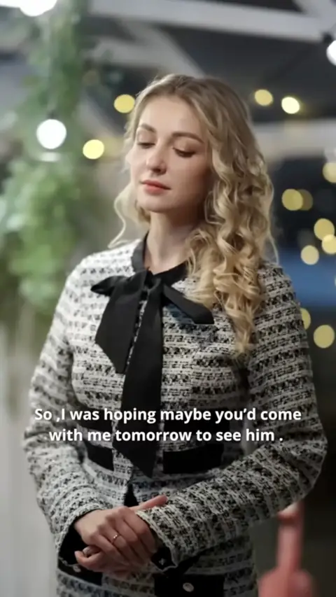 Black and white tweed jacket with a black bow blouse, still at 1:30:34 in CEO's Daily Remarriage Plan