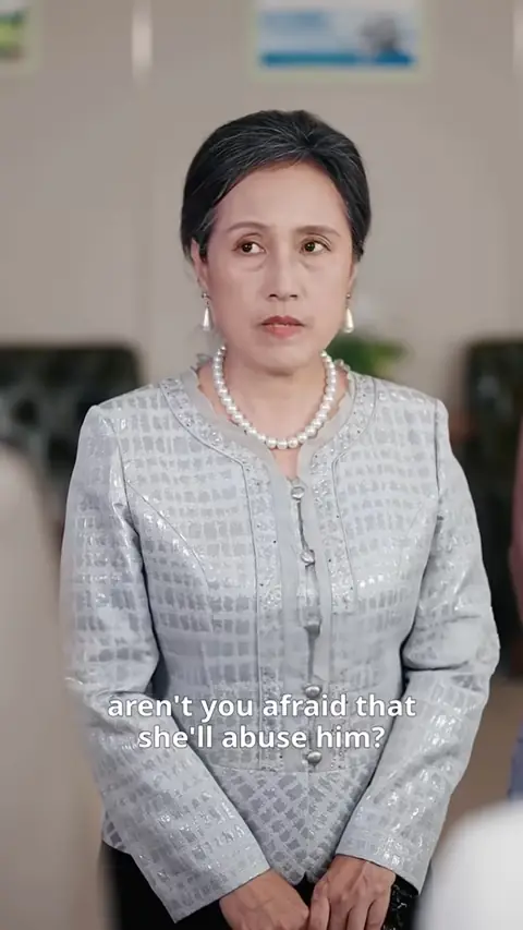 Silver jacquard jacket with pearl necklace and earrings, in The CEO Refused to Marry, Until He Met the Cleaner Who Found His Ring